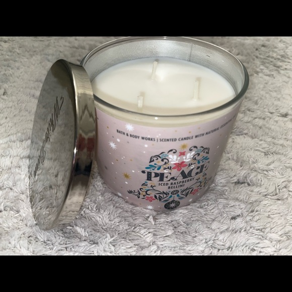 BBW limited edition peace iced rasberry Candle - Picture 3 of 4